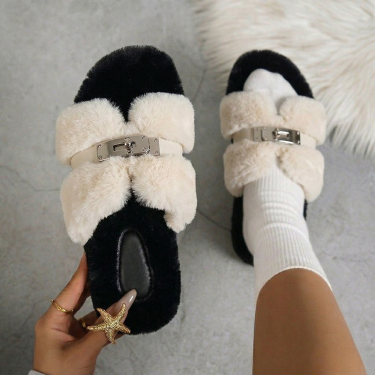 Céleste Plush™ Slides